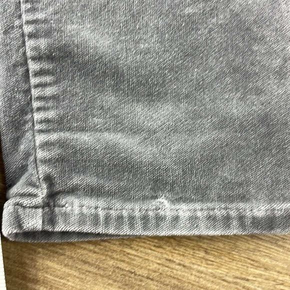 GAP Women’s High Rise Grey Velvet True Skinny Pants, size 26 - Picture 8 of 10